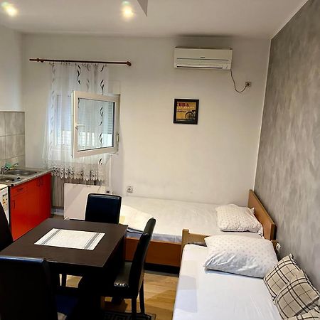 Apartments Agape Belgrado Buitenkant foto