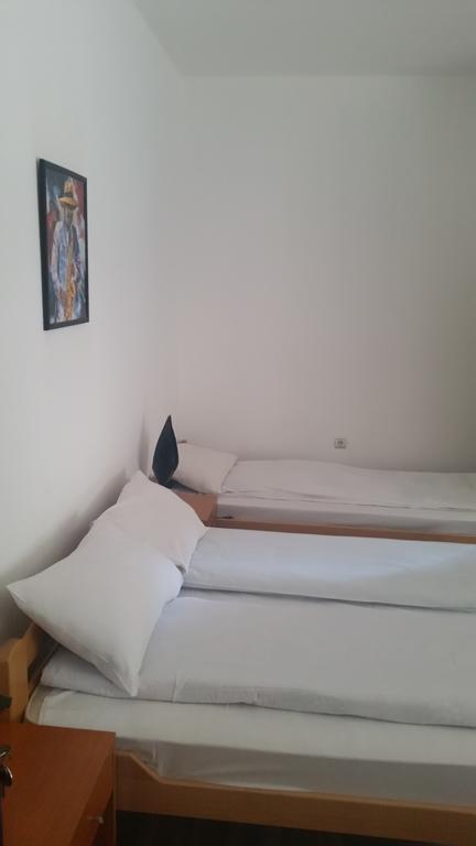 Apartments Agape Belgrado Buitenkant foto